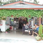 Rovers Inn